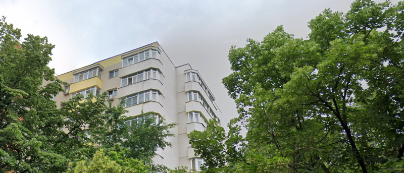 Teiul Doamnei x Doamna Ghica, aproape Facultatea de constructii.